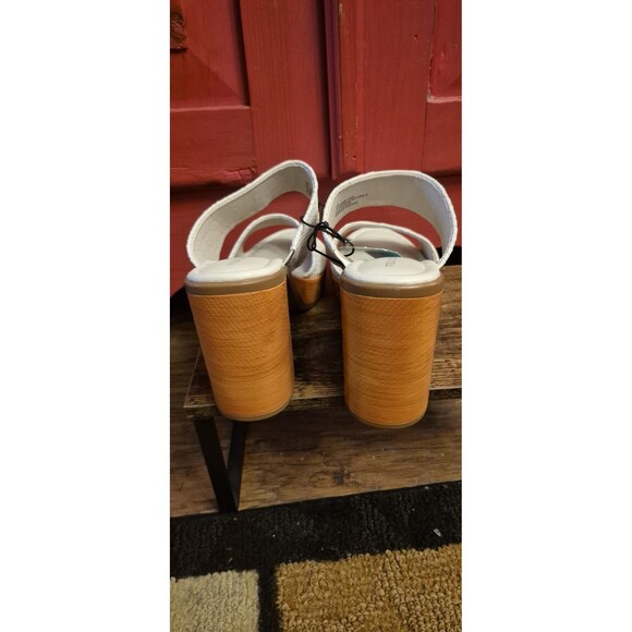 NWT Maurices Size 10 Brittany Wood Block Heel White Y2k Style Retail 49.90 NEW - Picture 5 of 6